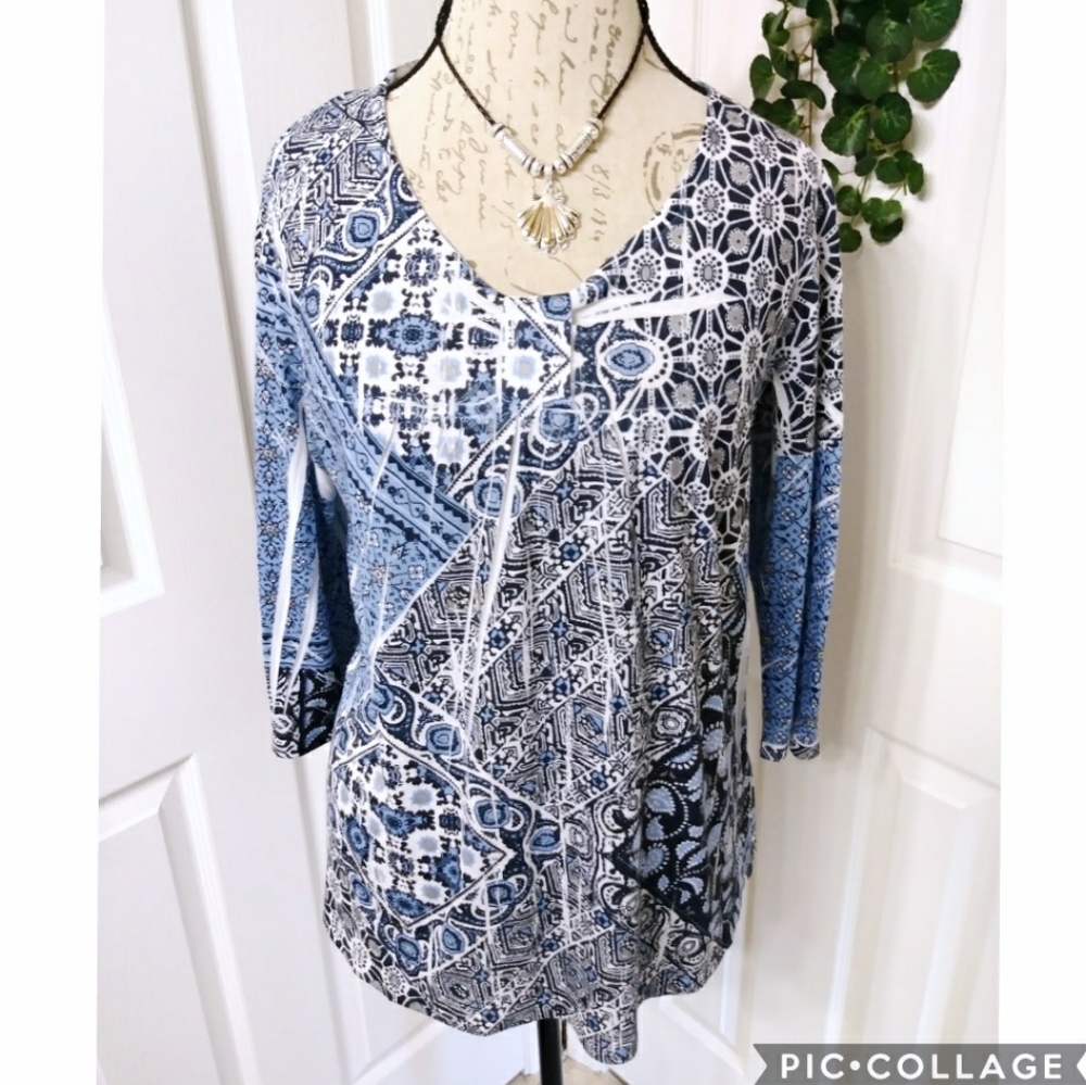 Cato Blue & White Top Size L